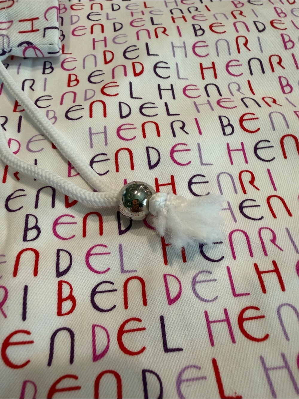 Henri Bendel NWOT Repeated Logo Pink and Purple Laundry Tote - Picture 5 of 6